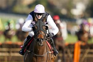 ESHER, ENGLAND - FEBRUARY 18: Fergus Gillard riding Eamon An Cnoic clear the las to win The Greenwich Conditional Jockeys' Handicap Hurdle at Sandown Park Racecourse on February 18, 2021 in Esher, England. Due to the coronavirus pandemic, owners along with the paying public will not be allowed to attend the meeting. (Photo by Alan Crowhurst/Getty Images)