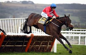 CHELTENHAM, ENGLAND - MARCH 19: Quilixios ridden by Rachael Blackmore on their way to winning the JCB Triumph Hurdle on day four of the Cheltenham Festival at Cheltenham Racecourse on March 19, 2021 in Cheltenham, England. Sporting venues around the UK remain under strict restrictions due to the Coronavirus Pandemic as Government social distancing laws prohibit spectators inside venues resulting in events being held behind closed doors. (Photo by Tim Goode - Pool / Getty Images)