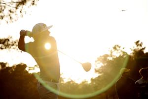 AUGUSTA, GEORGIA - APRIL 08: Cameron Smith of Australia plays his shot from the 18th tee during the first round of the Masters at Augusta National Golf Club on April 08, 2021 in Augusta, Georgia. (Photo by Jared C. Tilton/Getty Images)