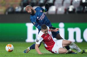 PRAGUE, CZECH REPUBLIC - APRIL 15: Alexandre Lacazette of Arsenal is challenged by Tomas Holes of Slavia Praha during the UEFA Europa League Quarter Final Second Leg match between Slavia Praha and Arsenal FC at Sinobo Stadium on April 15, 2021 in Prague, Czech Republic. (Getty Images)