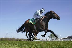 ESHER, ENGLAND - APRIL 23: Tom Marquand riding Alenquer (pale blue) at Sandown Park Racecourse on April 23, 2021 in Esher, England. Sporting venues around the UK remain under restrictions due to the Coronavirus Pandemic. Only owners are allowed to attend the meeting but the public must wait until further restrictions are lifted. (Photo by Alan Crowhurst/Getty Images)