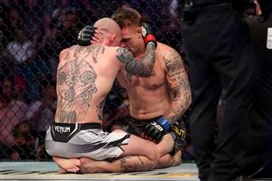 JACKSONVILLE, FL - APRIL 24: Anthony Smith (L) of the United States speaks with Jim Crute of Australia after their fight at UFC 261 at VyStar Veterans Memorial Arena on April 24, 2021 in Jacksonville, Florida. (Getty Images)