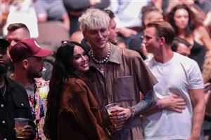 JACKSONVILLE, FL - APRIL 24: Megan Fox and boyfriend Machine Gun Kelly attend UFC 261 at VyStar Veterans Memorial Arena on April 24, 2021 in Jacksonville, Florida. (Getty Images)