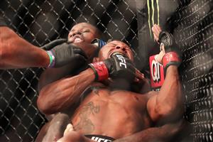 JACKSONVILLE, FL - APRIL 24: Randy Brown of Jamiaica forces Alex Oliveira of Brazil to tap out during UFC 261 at VyStar Veterans Memorial Arena on April 24, 2021 in Jacksonville, Florida. (Getty Images)