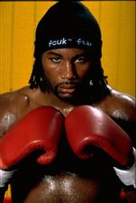 PENNSYLVANIA - FEBRUARY 01 : WBC Champion Lennox Lewis of Great Britain in prime shape for his World Heavyweight unification fight with Evander Holyfield at his training camp at the Caesars Brookdale Resort, Mount Pocono in Pennsylvania, USA. (Getty Images)