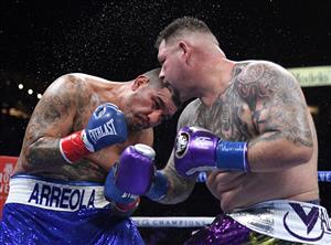 CARSON, CALIFORNIA - MAY 01: (R-L) Andy Ruiz punches Chris Arreola to a 12 round unanimous decision, during a heavyweight bout at Dignity Health Sports Park on May 01, 2021 in Carson, California. (Getty Images)