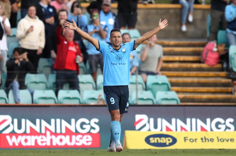 Bobo to score