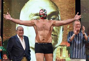 LAS VEGAS, NEVADA - SEPTEMBER 13: Boxer Tyson Fury poses arrives at a ceremonial weigh-in at the KA Theatre at MGM Grand Hotel & Casino on September 13, 2019 in Las Vegas, Nevada. Fury will meet Otto Wallin in a heavyweight bout on September 14 at T-Mobile Arena in Las Vegas. (Getty Images)