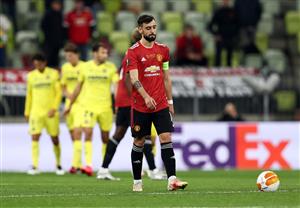 GDANSK, POLAND - MAY 26: Bruno Fernandes of Manchester United looks dejected after conceding the first goal scored by Gerard Moreno of Villarreal CF (not pictured) during the UEFA Europa League Final between Villarreal CF and Manchester United at Gdansk Arena on May 26, 2021 in Gdansk, Poland. (Getty Images)