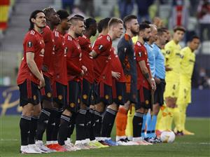 GDANSK, POLAND - MAY 26: Edinson Cavani of Manchester United lines up alongside their team mates prior to the UEFA Europa League Final between Villarreal CF and Manchester United at Gdansk Arena on May 26, 2021 in Gdansk, Poland. (Getty Images)