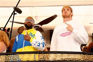 MIAMI BEACH, FLORIDA - JUNE 03: Floyd Mayweather (L) and Logan Paul face off during media availability ahead of their June 6th exhibition boxing match on June 03, 2021 at Villa Casa Casuarina at the former Versace Mansion in Miami Beach, Florida. (Getty Images)