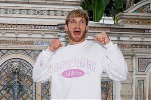 MIAMI BEACH, FLORIDA - JUNE 03: Logan Paul takes part in media availability ahead of his June 6th exhibition boxing match against Floyd Mayweather on June 03, 2021 at Villa Casa Casuarina at the former Versace Mansion in Miami Beach, Florida. (Getty Images)
