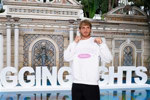 MIAMI BEACH, FLORIDA - JUNE 03: Logan Paul takes part in media availability ahead of his June 6th exhibition boxing match against Floyd Mayweather on June 03, 2021 at Villa Casa Casuarina at the former Versace Mansion in Miami Beach, Florida. (Getty Images)