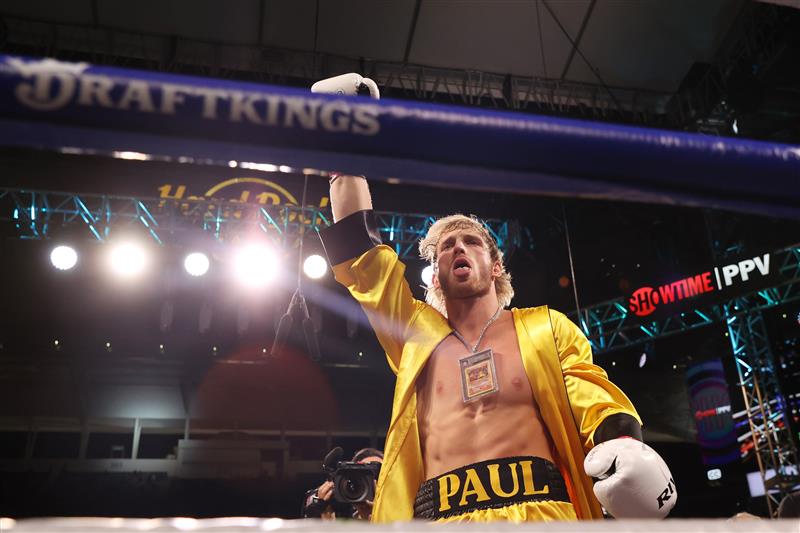 Floyd Mayweather Vs Logan Paul In Pictures Logan Paul Goes Distance With Boxing Legend Floyd Mayweather Floyd Mayweather Vs Logan Paul In Pictures Logan Paul Goes Distance With Boxing Legend Floyd Mayweather