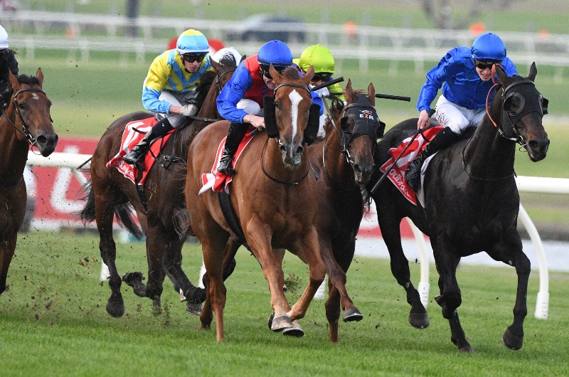 Sandown Betting Tips