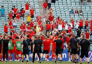 BAKU, AZERBAIJAN - JUNE 12: Fans of Wales applaud the team following the UEFA Euro 2020 Championship Group A match between Wales and Switzerland at the Baku Olympic Stadium on June 12, 2021 in Baku, Azerbaijan. (Getty Images)