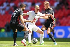 TOPSHOT - From L: Croatia's defender Josko Gvardiol, England's midfielder Phil Foden and Croatia's defender Domagoj Vida vie for the ball during the UEFA EURO 2020 Group D football match between England and Croatia at Wembley Stadium in London on June 13, 2021. (Getty Images)