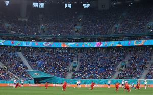 SAINT PETERSBURG, RUSSIA - JUNE 12: A general view inside the stadium as Players of Belgium take a knee in support of the Black Lives Matter movement as Players of Russia stand prior to the UEFA Euro 2020 Championship Group B match between Belgium and Russia on June 12, 2021 in Saint Petersburg, Russia. (Getty Images)