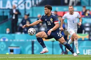 Scotland's forward Che Adams (L) controls the ball during the UEFA EURO 2020 Group D football match between Scotland and Czech Republic at Hampden Park in Glasgow on June 14, 2021. (Getty Images)