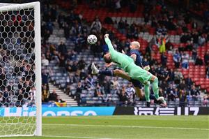 GLASGOW, SCOTLAND - JUNE 14: Tomas Vaclik of Czech Republic makes a save from Lyndon Dykes of Scotland during the UEFA Euro 2020 Championship Group D match between Scotland v Czech Republic at Hampden Park on June 14, 2021 in Glasgow, Scotland. (Getty Images)