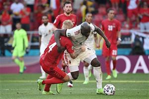 Denmark's defender Simon Kjaer (L) fouls Belgium's forward Romelu Lukaku during the UEFA EURO 2020 Group B football match between Denmark and Belgium at the Parken Stadium in Copenhagen on June 17, 2021. (Getty Images)