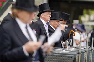 ASCOT, ENGLAND - JUNE 18: Enjoying a drink on Day Four of the Royal Ascot Meeting at Ascot Racecourse on June 18, 2021 in Ascot, England. A total of twelve thousand racegoers made up of owners and the public are permitted to attend the meeting due to it being an Events Research Programme (ERP) set up by the Government due to the Coronavirus pandemic. (Photo by Alan Crowhurst/Getty Images)