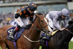 ASCOT, ENGLAND - JUNE 19: Shane Kelly riding Rohaan Black/orange) win The Wokingham Stakes on Day Five of the Royal Ascot Meeting at Ascot Racecourse on June 19, 2021 in Ascot, England. A total of twelve thousand racegoers made up of owners and the public are permitted to attend the meeting due to it being an Events Research Programme (ERP) set up by the Government due to the Coronavirus pandemic. (Photo by Alan Crowhurst/Getty Images)