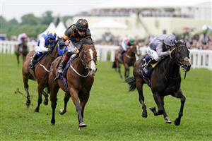 ASCOT, ENGLAND - JUNE 19: Shane Kelly riding Rohaan Black/orange) win The Wokingham Stakes on Day Five of the Royal Ascot Meeting at Ascot Racecourse on June 19, 2021 in Ascot, England. A total of twelve thousand racegoers made up of owners and the public are permitted to attend the meeting due to it being an Events Research Programme (ERP) set up by the Government due to the Coronavirus pandemic. (Photo by Alan Crowhurst/Getty Images)