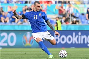 Italy's midfielder Federico Bernardeschi attempts a shot during the UEFA EURO 2020 Group A football match between Italy and Wales at the Olympic Stadium in Rome on June 20, 2021. (Getty Images)