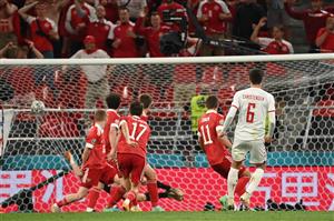 Denmark's defender Andreas Christensen (R) shoots and scores his team's third goalduring the UEFA EURO 2020 Group B football match between Russia and Denmark at Parken Stadium in Copenhagen on June 21, 2021. (Getty Images)