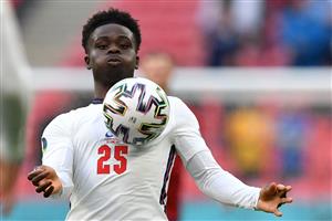 England's midfielder Bukayo Saka controls the ball during the UEFA EURO 2020 Group D football match between Czech Republic and England at Wembley Stadium in London on June 22, 2021. (Getty Images)