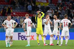 MUNICH, GERMANY - JUNE 23: Peter Gulacsi of Hungary (C) looks dejected after the UEFA Euro 2020 Championship Group F match between Germany and Hungary at Allianz Arena on June 23, 2021 in Munich, Germany. (Getty Images)