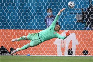 Switzerland's goalkeeper Yann Sommer dives after a penalty during the UEFA EURO 2020 round of 16 football match between France and Switzerland at the National Arena in Bucharest on June 28, 2021. (Getty Images)