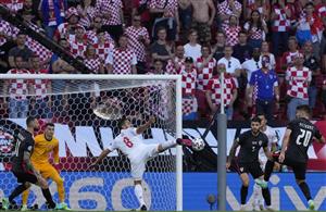 Spain's midfielder Koke kicks the ball during the UEFA EURO 2020 round of 16 football match between Croatia and Spain at the Parken Stadium in Copenhagen on June 28, 2021. (Getty Images)