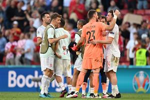 Spain's players celebrate at the end of the UEFA EURO 2020 round of 16 football match between Croatia and Spain at the Parken Stadium in Copenhagen on June 28, 2021. (Getty Images)