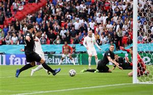 LONDON, ENGLAND - JUNE 29: Raheem Sterling of England scores their side's first goal past Manuel Neuer of Germany during the UEFA Euro 2020 Championship Round of 16 match between England and Germany at Wembley Stadium on June 29, 2021 in London, England. (Getty Images)