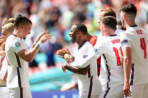 Raheem Sterling of England celebrates with team-mates after scoring against Croatia. (Getty Images)