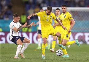 ROME, ITALY - JULY 03: Andriy Yarmolenko of Ukraine controls the ball whilst under pressure from Kieran Trippier of England during the UEFA Euro 2020 Championship Quarter-final match between Ukraine and England at Olimpico Stadium on July 03, 2021 in Rome, Italy. (Getty Images)