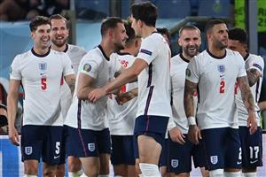 England's midfielder Jordan Henderson (C) celebrates with teammates after scoring the fourth goal during the UEFA EURO 2020 quarter-final football match between Ukraine and England at the Olympic Stadium in Rome on July 3, 2021. (Getty Images)