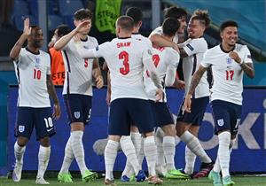 TOPSHOT - England's players celebrate their second goal during the UEFA EURO 2020 quarter-final football match between Ukraine and England at the Olympic Stadium in Rome on July 3, 2021. (Getty Images)
