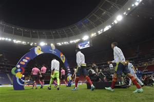 BRASILIA, BRAZIL - JULY 06: Players of Argentina and Colombia enter the pitch before a semi-final match of Copa America Brazil 2021 between Argentina and Colombia at Mane Garrincha Stadium on July 06, 2021 in Brasilia, Brazil. (Getty Images)