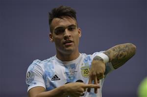 BRASILIA, BRAZIL - JULY 06: Lautaro Martinez of Argentina celebrates after scoring the first goal of his team during a semi-final match of Copa America Brazil 2021 between Argentina and Colombia at Mane Garrincha Stadium on July 06, 2021 in Brasilia, Brazil. (Getty Images)