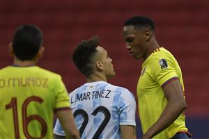 BRASILIA, BRAZIL - JULY 06: Lautaro Martinez of Argentina argues with Yerry Mina of Colombia during a semi-final match of Copa America Brazil 2021 between Argentina and Colombia at Mane Garrincha Stadium on July 06, 2021 in Brasilia, Brazil. (Getty Images)