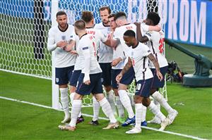 LONDON, ENGLAND - JULY 07: Kyle Walker, Luke Shaw, Kalvin Phillips, Harry Kane, Mason Mount, Declan Rice, Harry Kane and Bukayo Saka of England celebrate their side's first goal, an own goal by Simon Kjaer of Denmark (not pictured) during the UEFA Euro 2020 Championship Semi-final match between England and Denmark at Wembley Stadium on July 07, 2021 in London, England. (Getty Images)