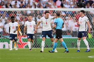 LONDON, ENGLAND - JULY 07: Harry Maguire of England reacts towards Match Referee, Danny Makkelie after Mikkel Damsgaard of Denmark (not pictured) scores their side's first goal from a free kick during the UEFA Euro 2020 Championship Semi-final match between England and Denmark at Wembley Stadium on July 07, 2021 in London, England. (Getty Images)