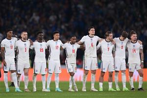 England's players watch the penalty shoot out during the UEFA EURO 2020 final football match between Italy and England at the Wembley Stadium in London on July 11, 2021. (Getty Images)