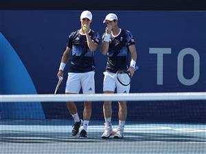 TOKYO, JAPAN - JULY 27: Andy Murray of Team Great Britain and Joe Salisbury of Team Great Britain play against Tim Putz of Team Germany and Kevin Krawietz of Team Germany in second round of the men's doubles tennis tournament at the Olympic Games. (Getty Images)