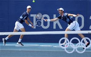 TOKYO, JAPAN - JULY 27: Andy Murray of Team Great Britain and Joe Salisbury of Team Great Britain play against Tim Putz of Team Germany and Kevin Krawietz of Team Germany in second round of the men's doubles tennis tournament at the Olympic Games. (Getty Images)