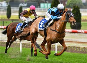 MELBOURNE, AUSTRALIA - JULY 31: Jamie Kah riding Smokin' Romans wins race 7, the Dominant Travis Harrison Cup during Melbourne Racing at Moonee Valley Racecourse on July 31, 2021 in Melbourne, Australia. (Getty)