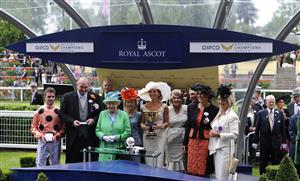 ASCOT, ENGLAND - JUNE 23: Queen Elizabeth II with the winning connections after Luke Nolen riding Black Caviar won the Diamond Jubilee Stakes during day 5 of Royal Ascot at Ascot racecourse on June 23, 2012 in Ascot, England. (Photo by Alan Crowhurst/Getty Images)